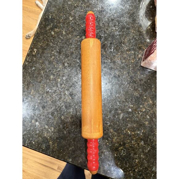 Vintage Red Handled Wood Rolling Pin Retro Kitchenware 17" - Picture 1 of 1